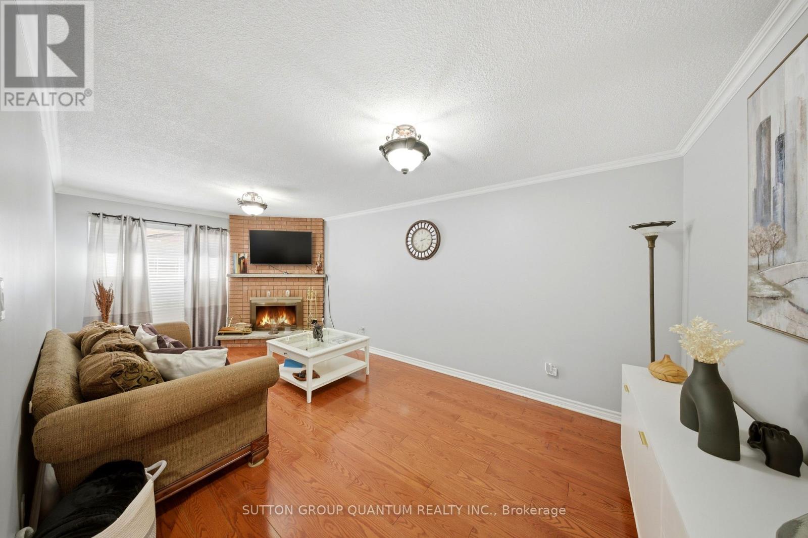 276 Lech Walesa Drive Property Photo 16