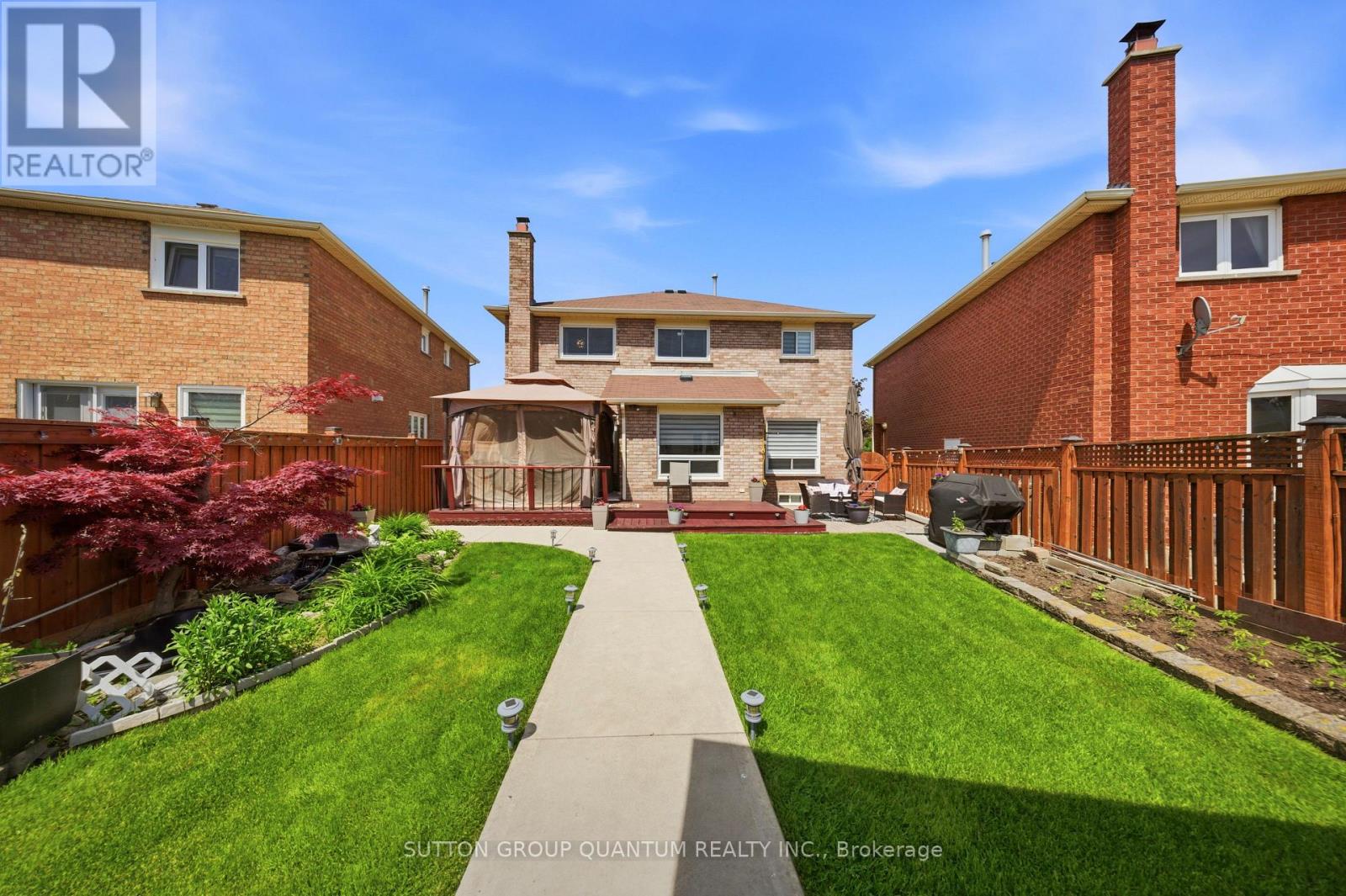 276 Lech Walesa Drive Property Photo 41
