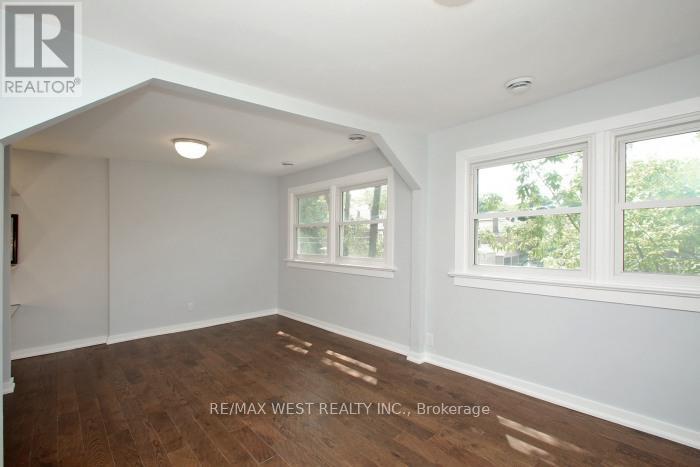 Upper Level - 420 Annette Street Property Photo 5