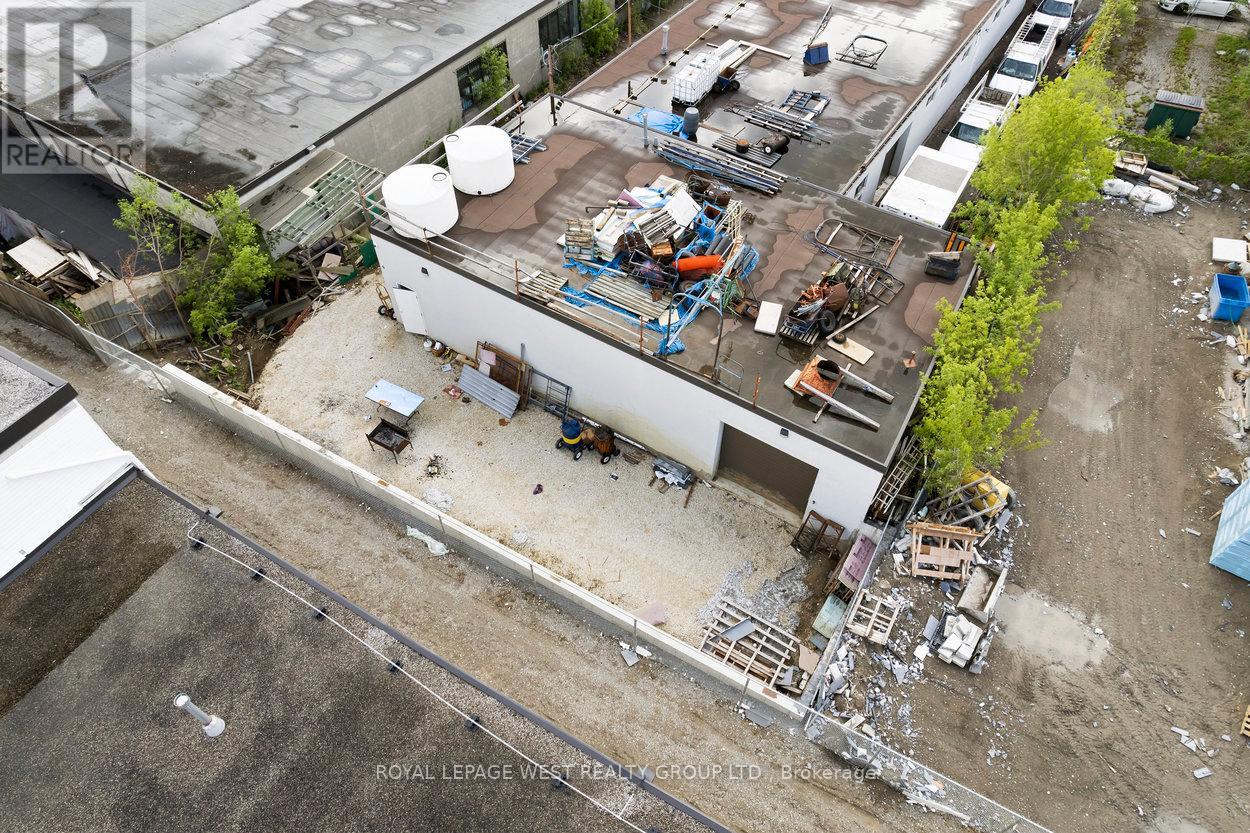 45 Densley Avenue Property Photo 4