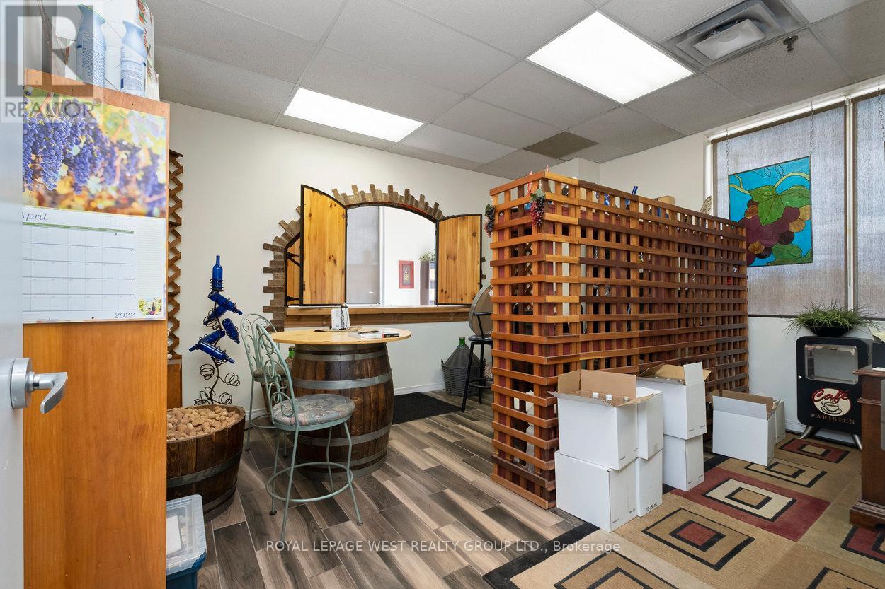45 Densley Avenue Property Photo 12