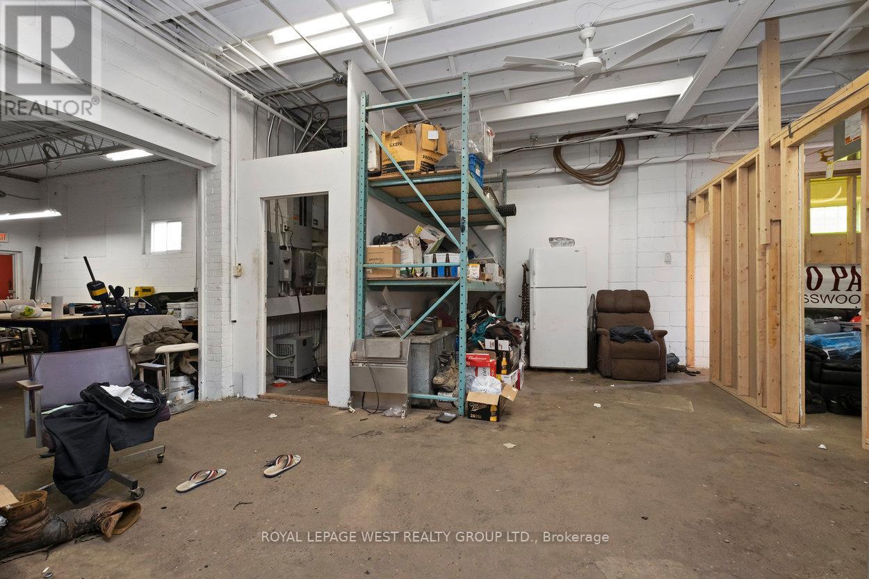 45 Densley Avenue Property Photo 24