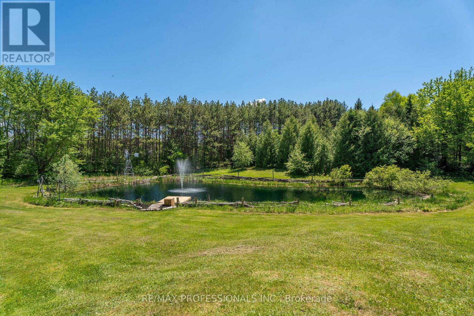18655 Heart Lake Road Property Photo 7