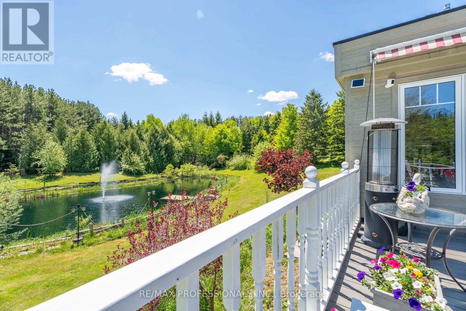 18655 Heart Lake Road Property Photo 11