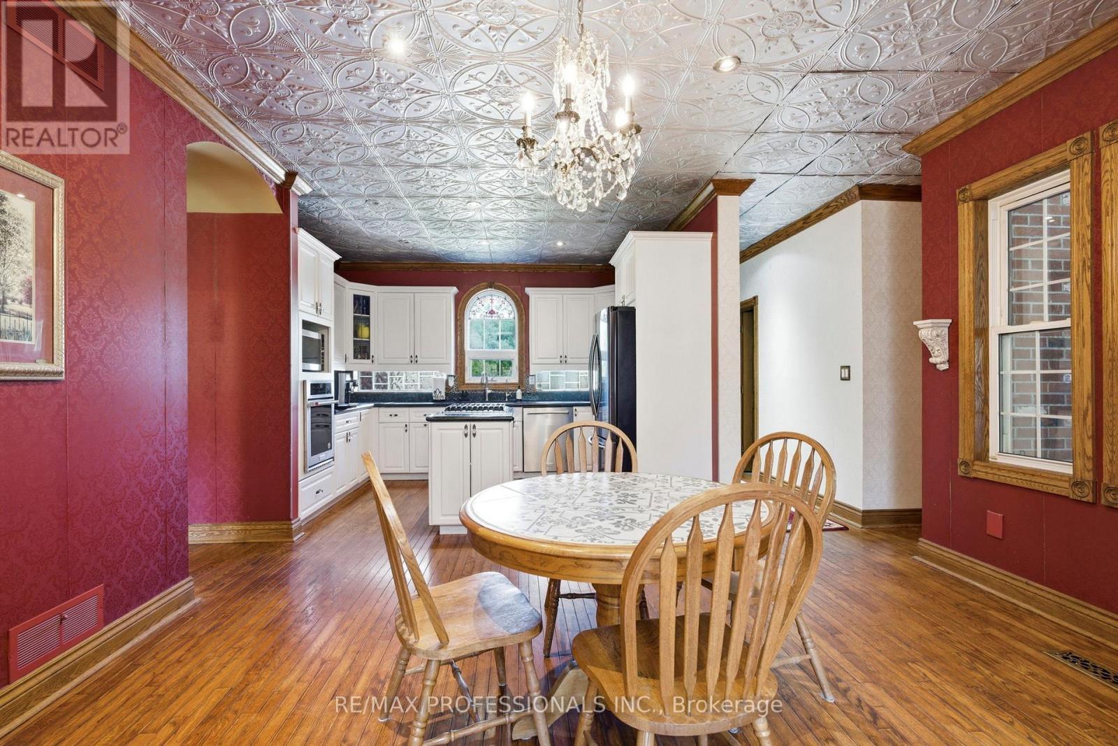 18655 Heart Lake Road Property Photo 24
