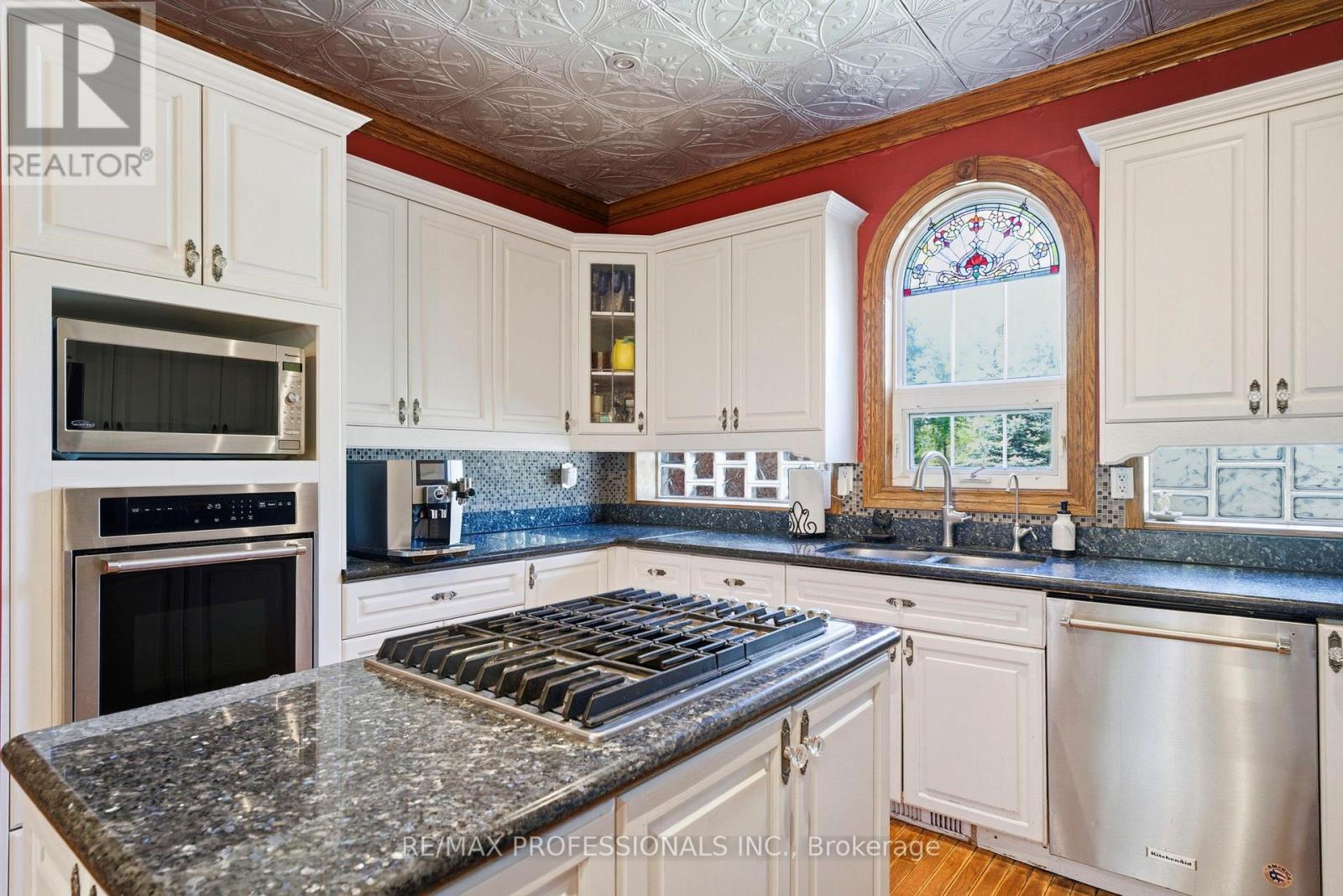 18655 Heart Lake Road Property Photo 26