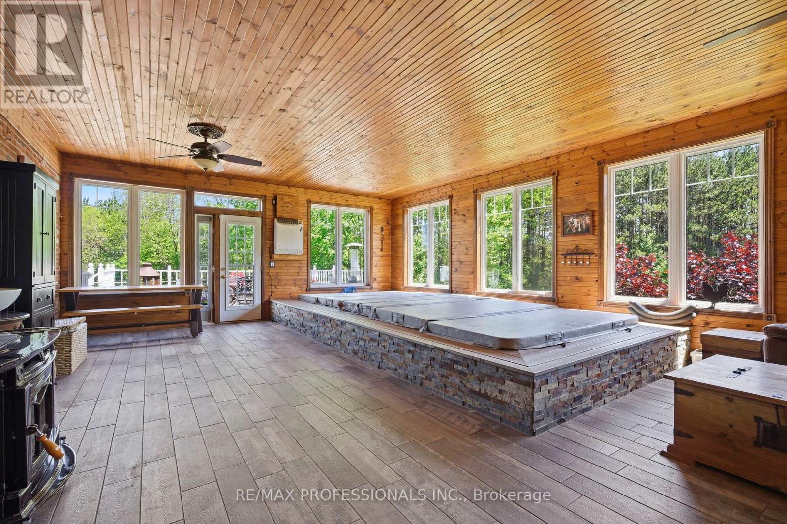 18655 Heart Lake Road Property Photo 29