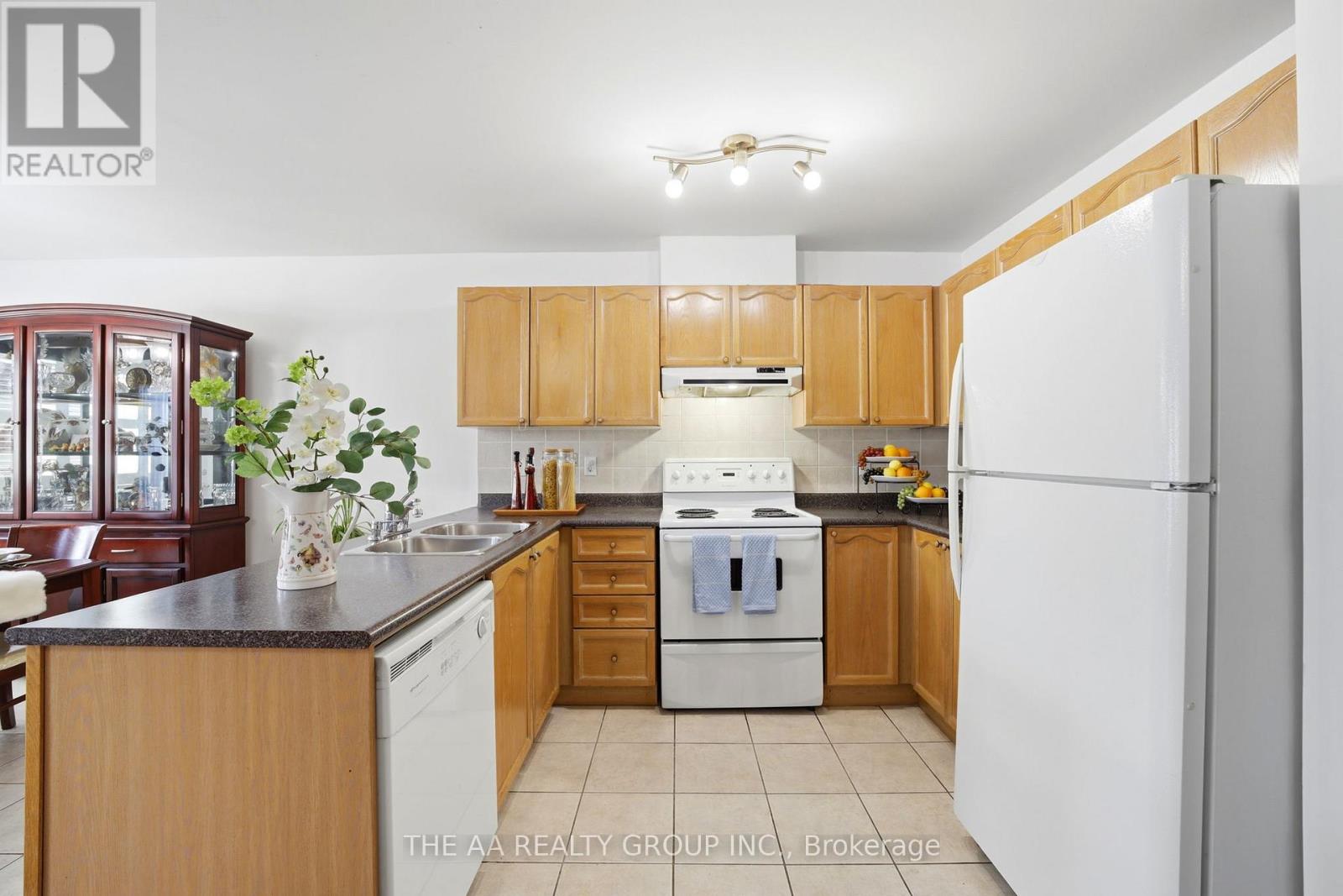 93 San Gabriele Place Property Photo 13