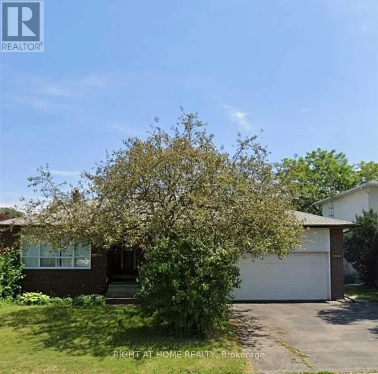 1010 Bloor Street Property Photo 1