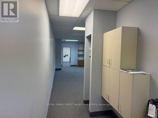 201 - 118 Queen Street W Property Photo 9