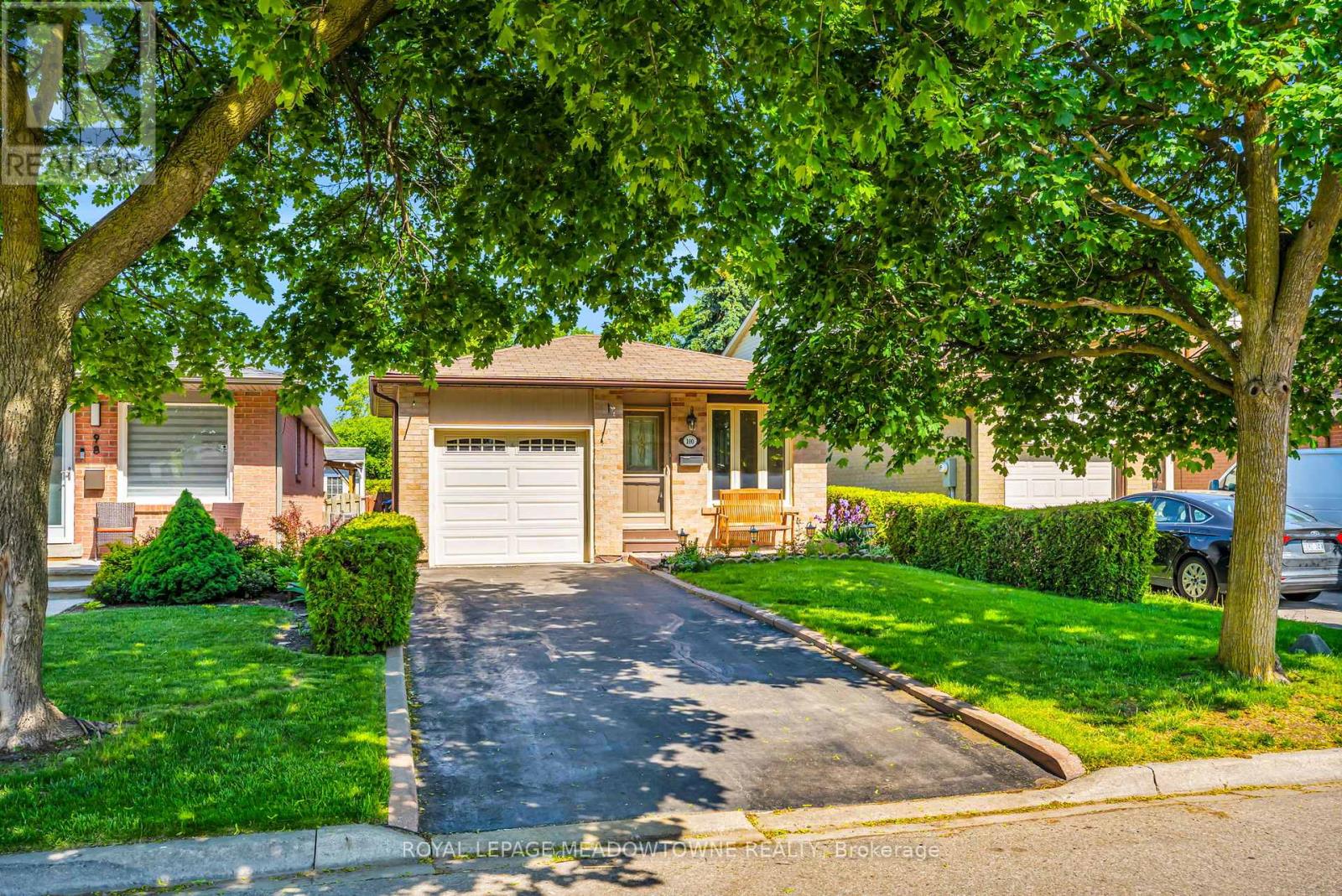 100 MARTINDALE CRESCENT Property Photo 1