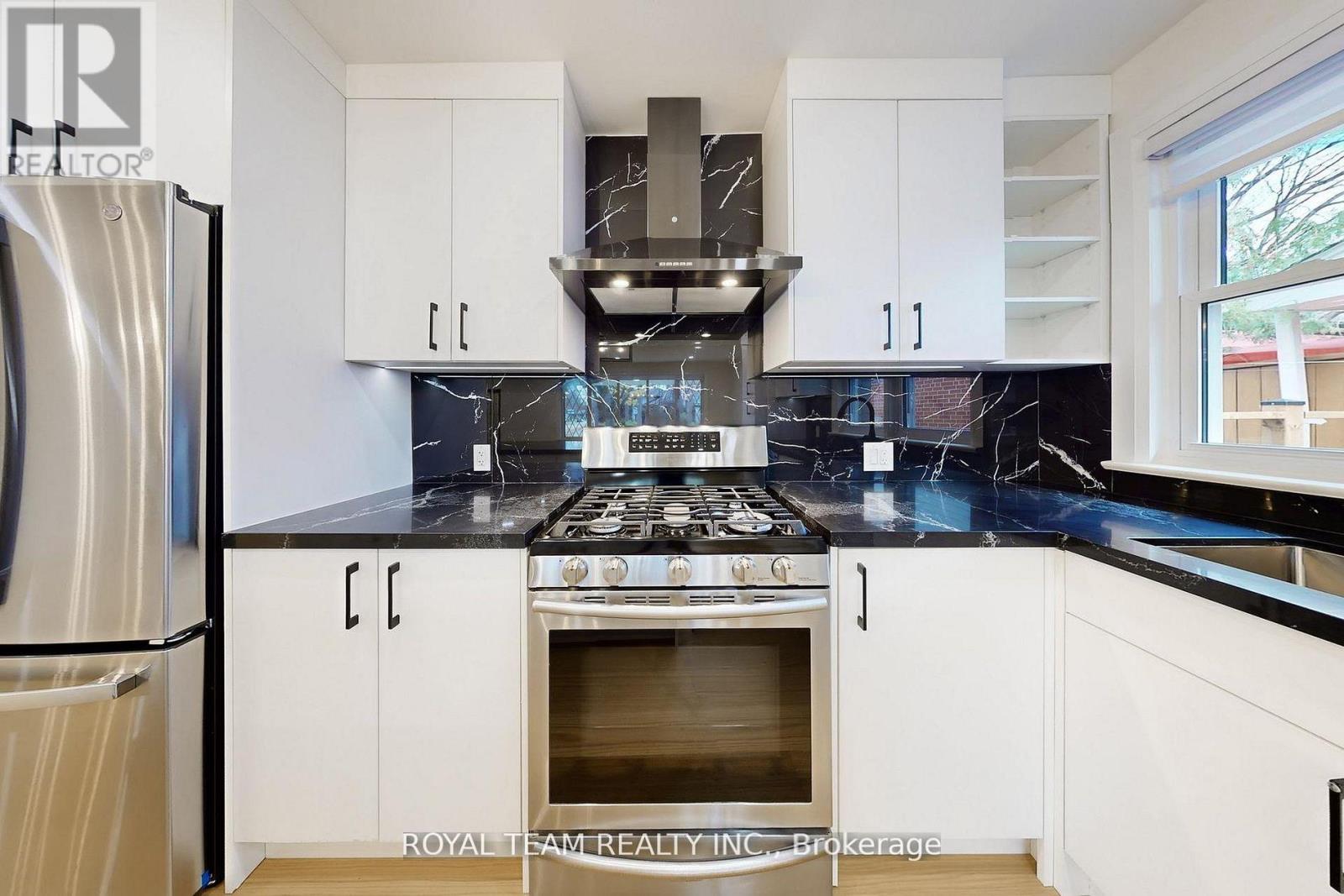 37 Markland Drive Property Photo 18