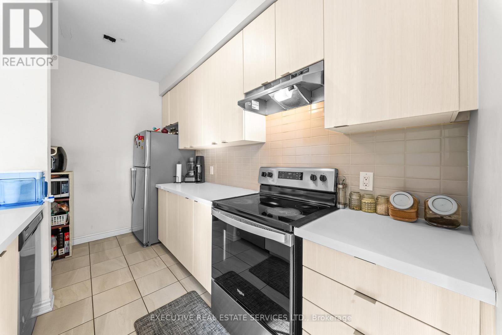 75 - 50 Edinburgh Drive Property Photo 20