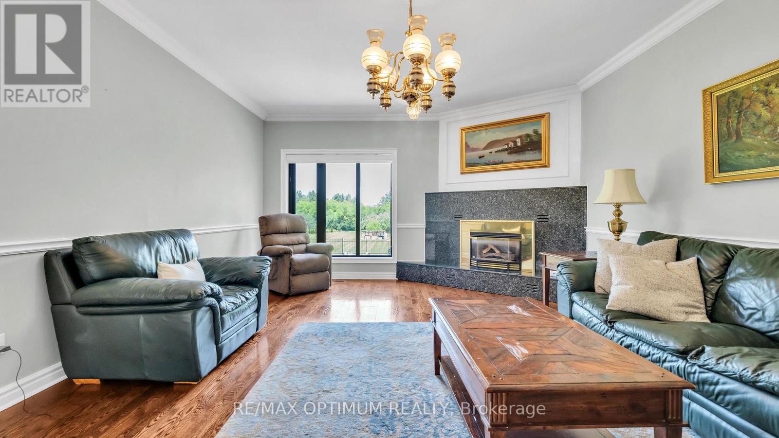 37 Fenton Way Property Photo 6