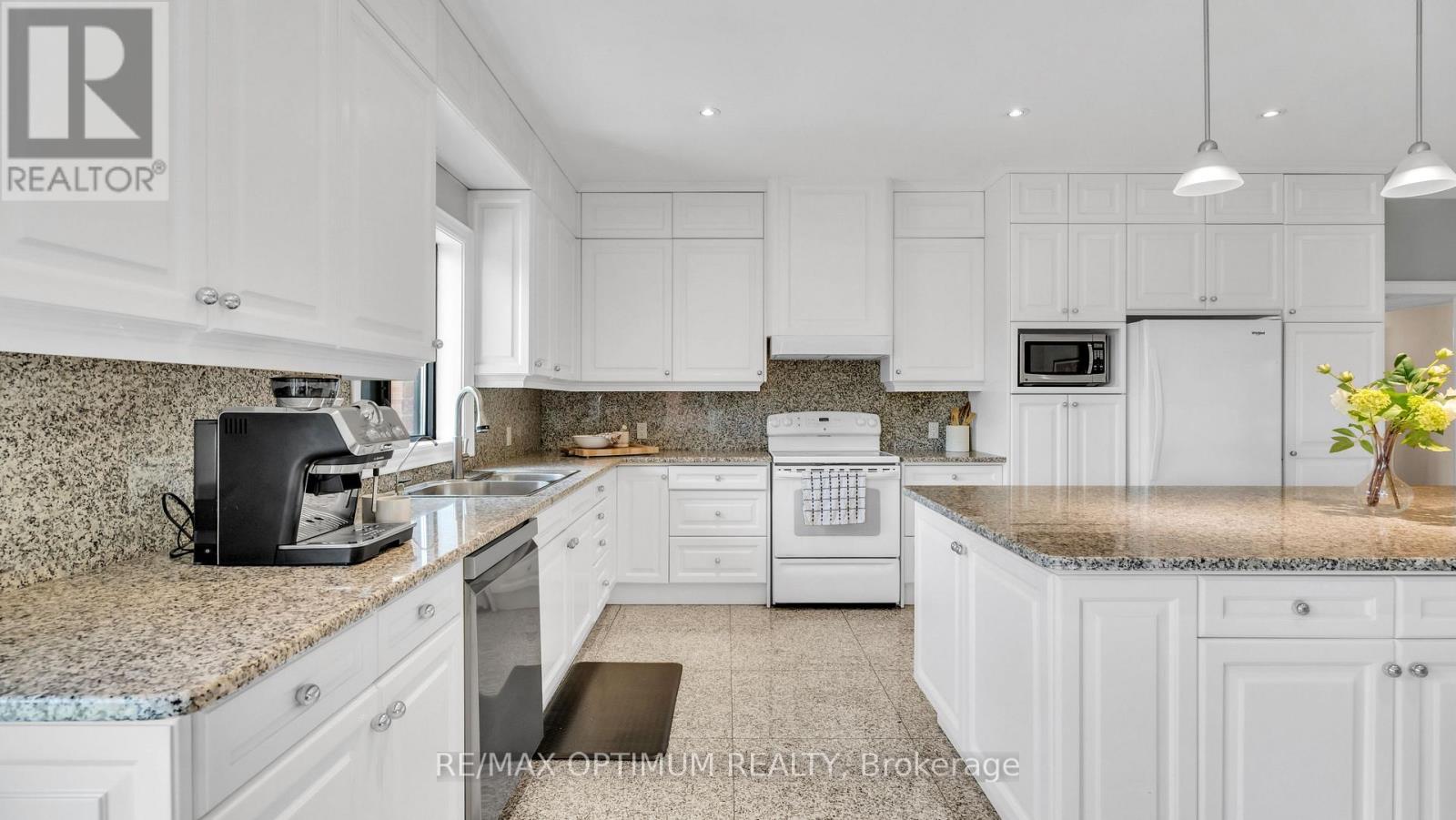 37 Fenton Way Property Photo 12