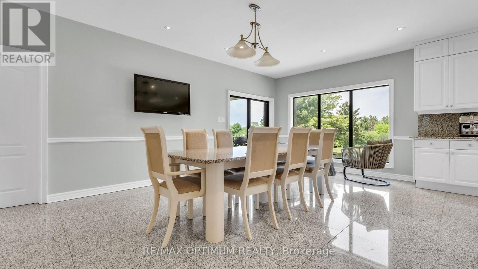 37 Fenton Way Property Photo 14