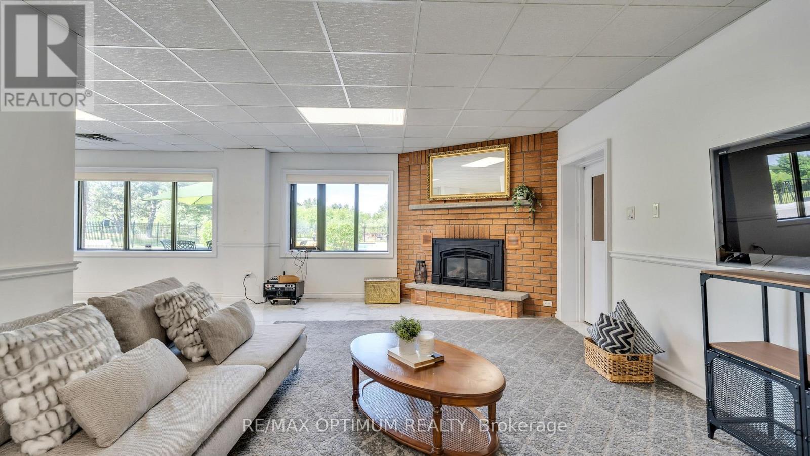 37 Fenton Way Property Photo 39