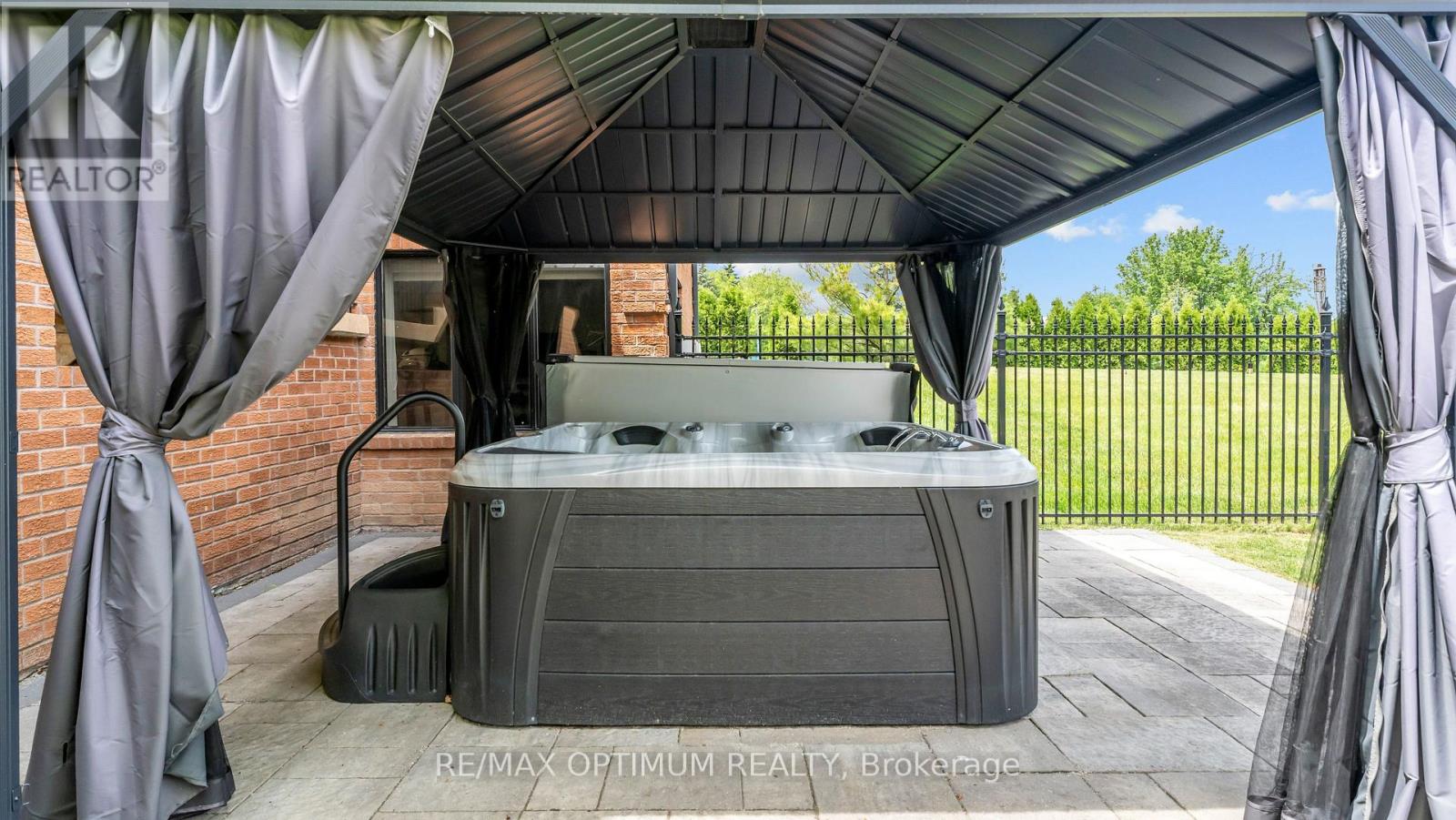 37 Fenton Way Property Photo 46