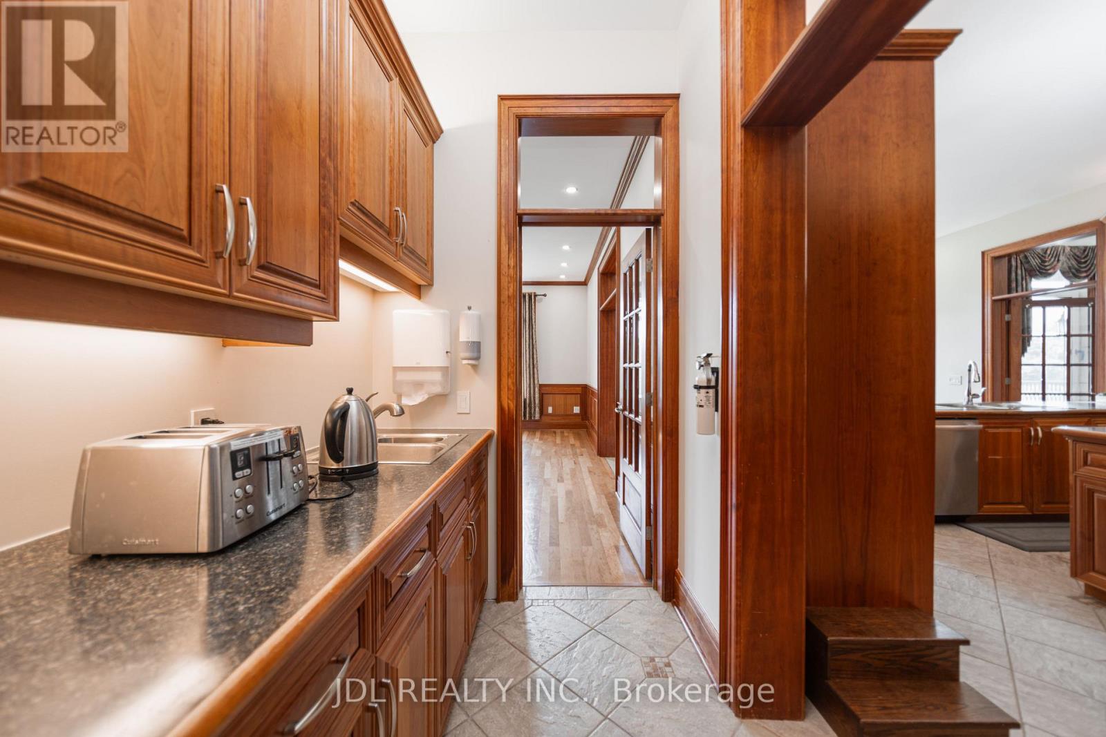 13951 Ninth Line Property Photo 19