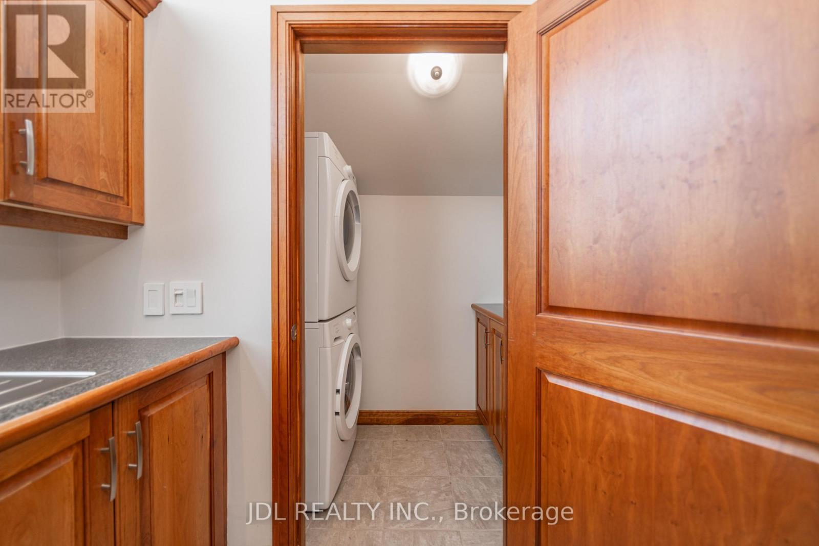 13951 Ninth Line Property Photo 31
