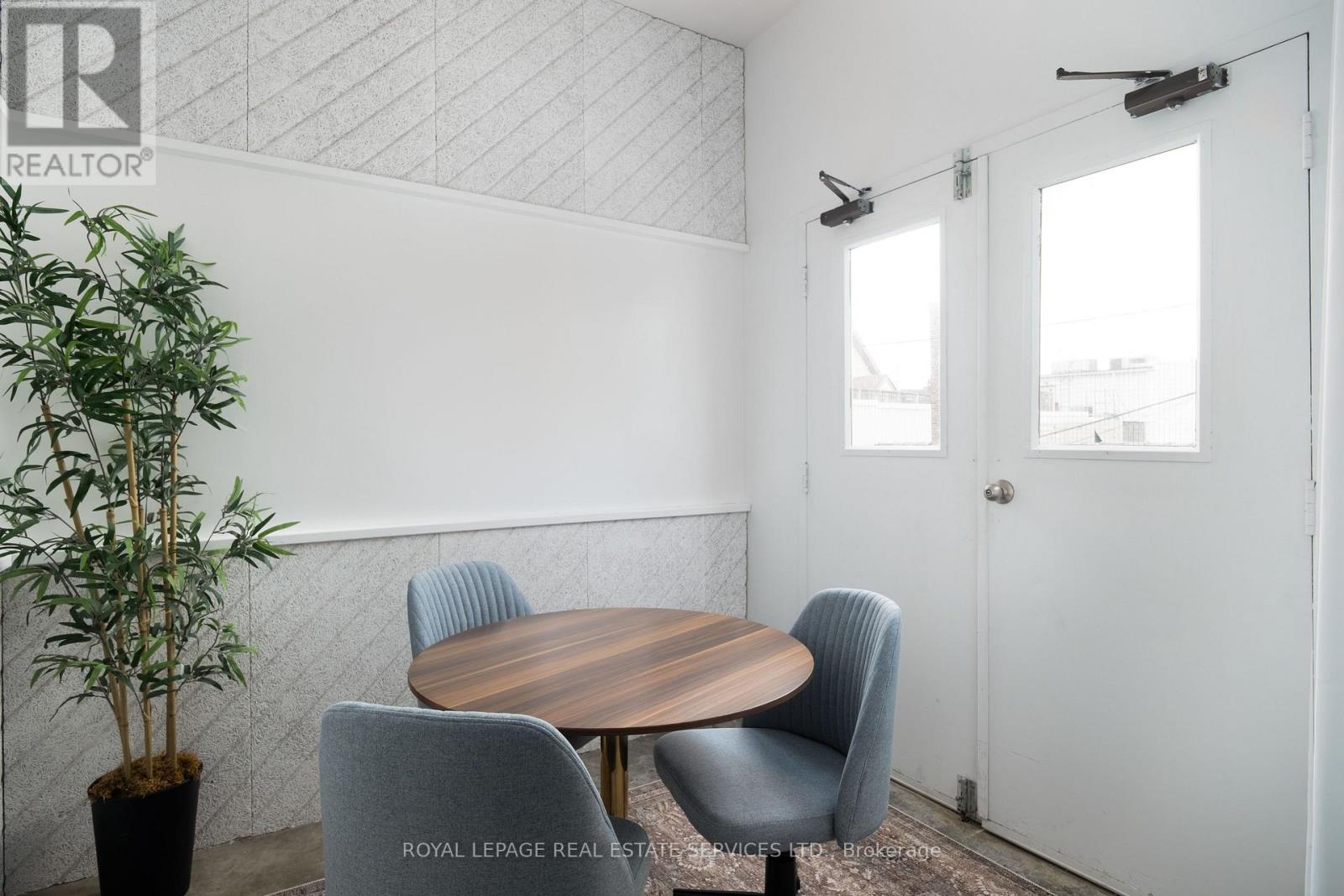 1 Roof Garden Lane Property Photo 33