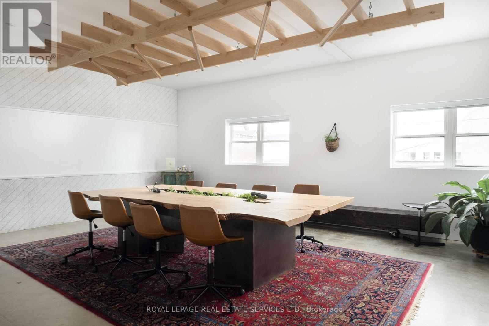 1 Roof Garden Lane Property Photo 35