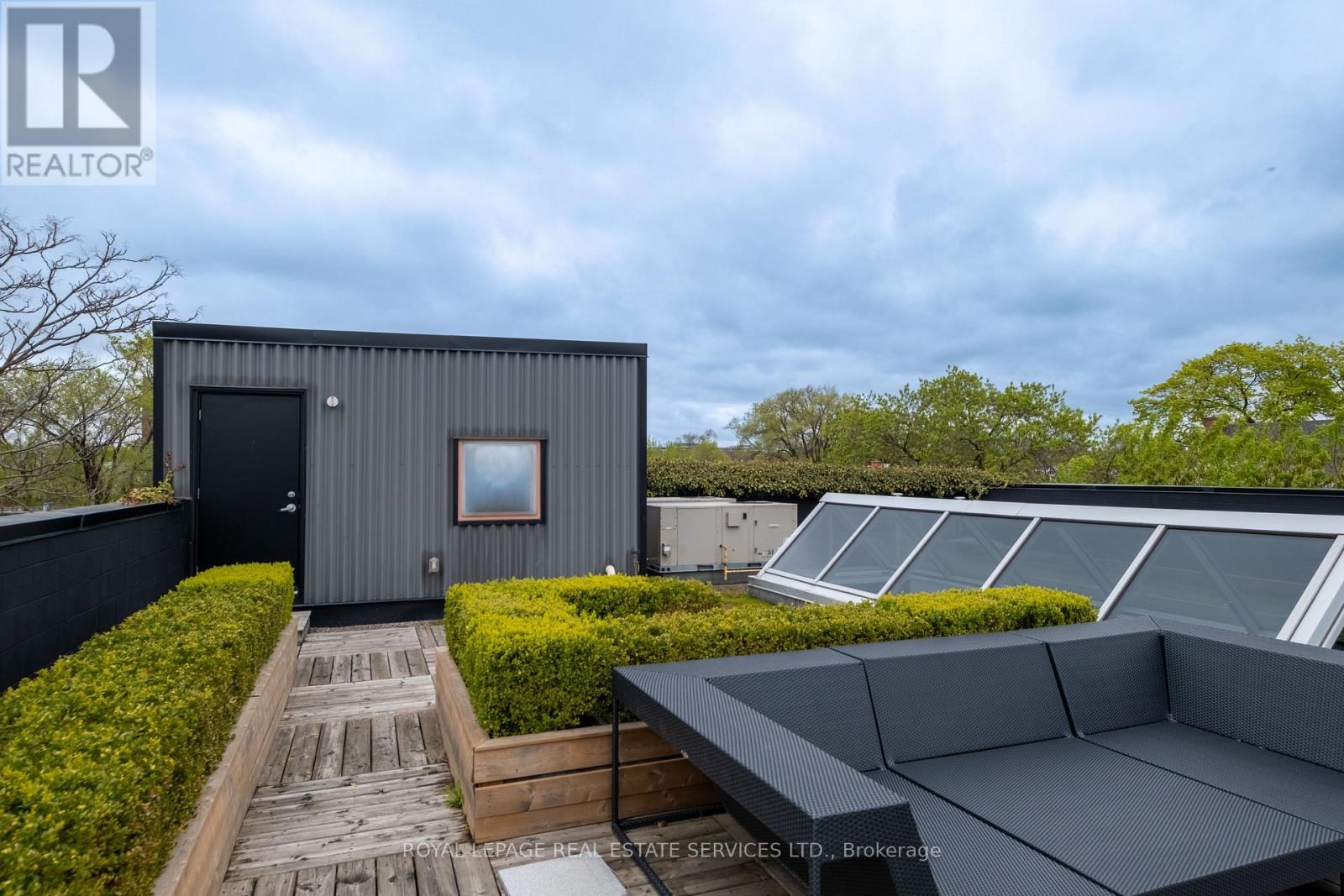 1 Roof Garden Lane Property Photo 44