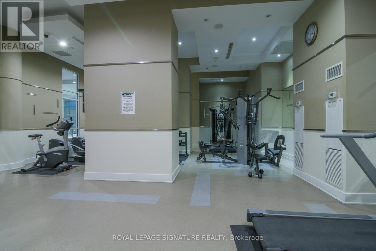 1402 - 330 Burnhamthorpe Road W Property Photo 37