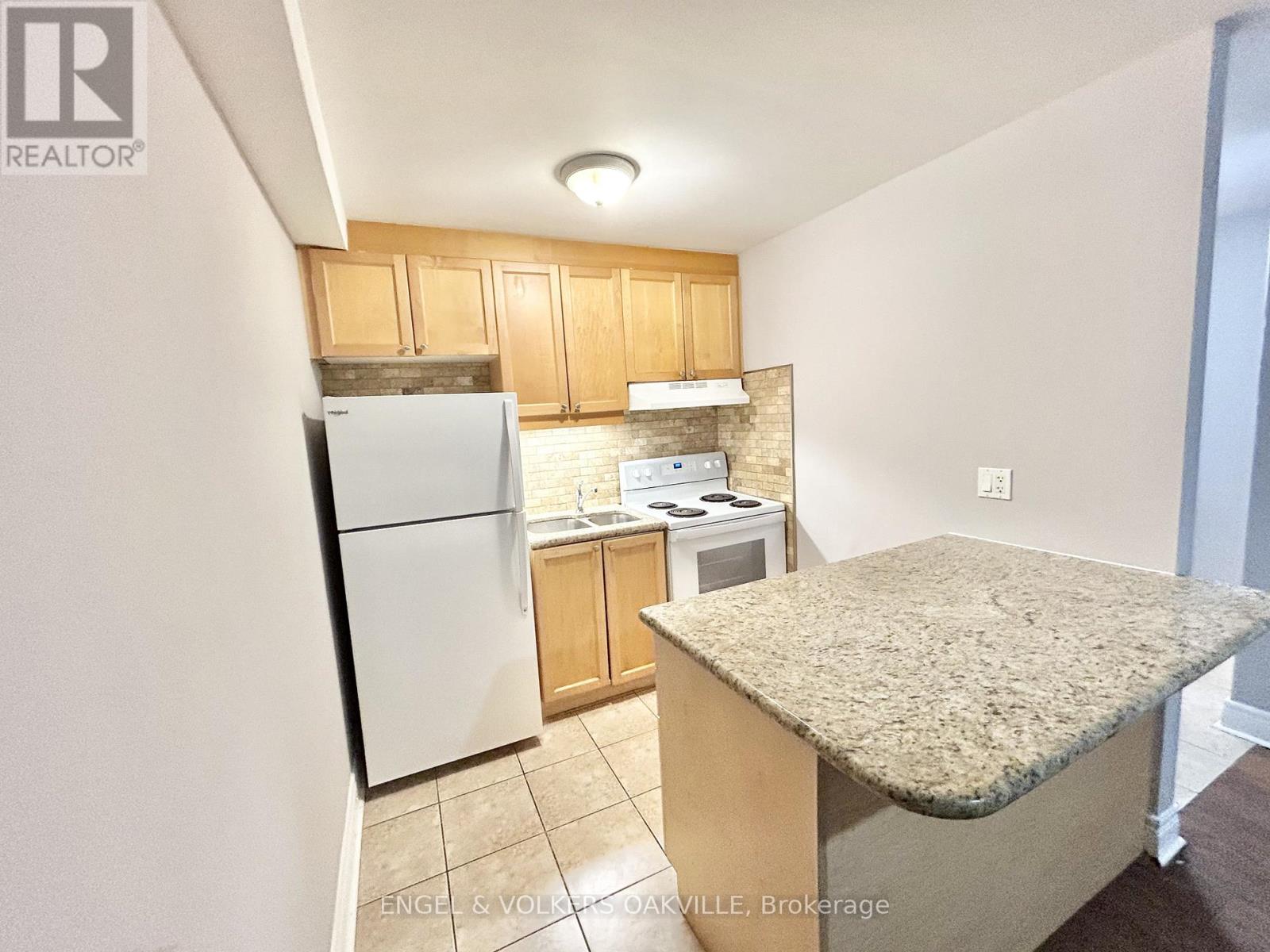 31 - 90 Twenty Fifth Street Property Photo 1