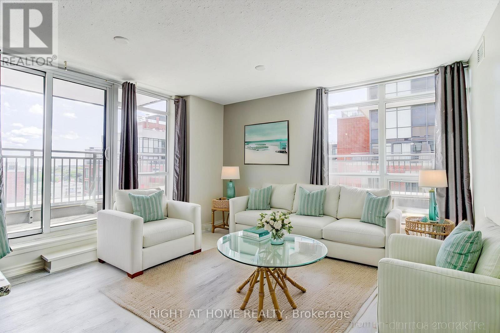 729 - 36 Via Bagnato Property Photo 27