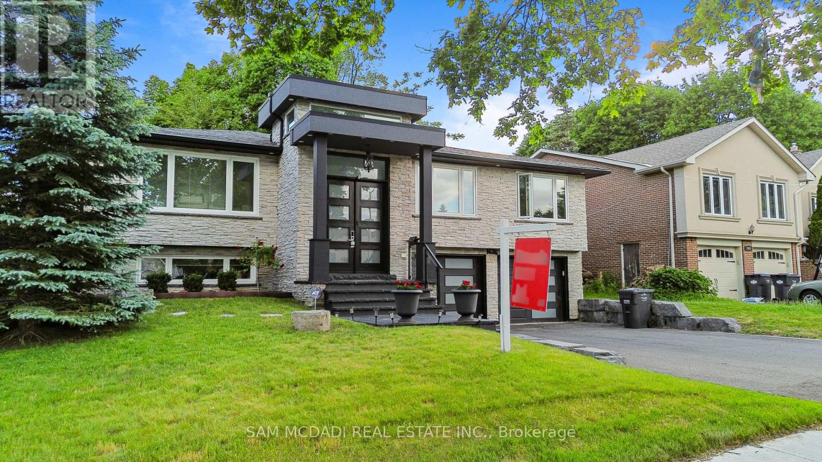 1434 Petrie Way Property Photo 1