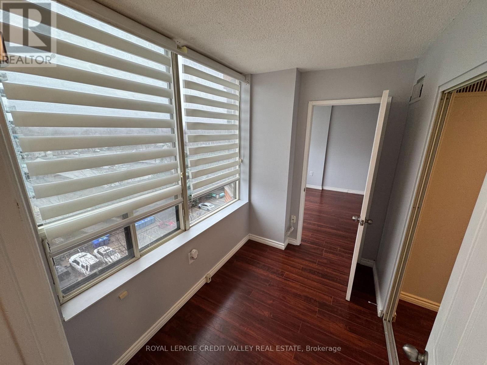 704 - 1270 Maple Crossing Boulevard Property Photo 20