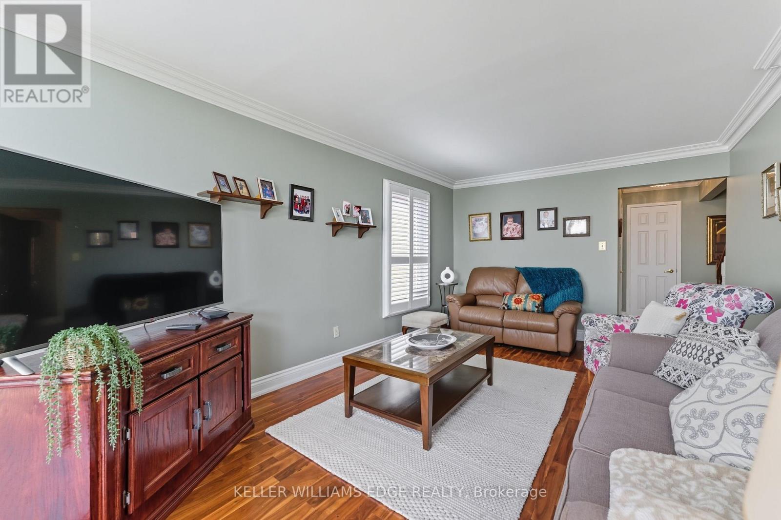 3043 Vanderbilt Road Property Photo 11