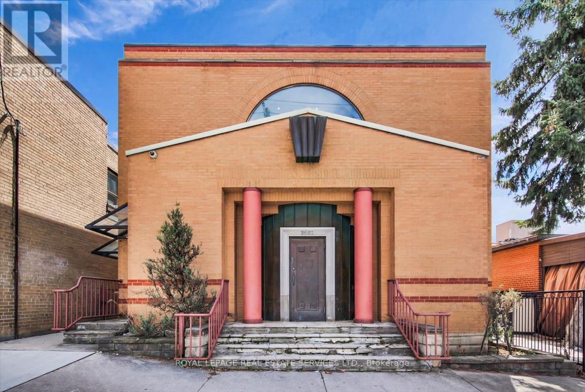 2547a Eglinton Avenue W Property Photo 1