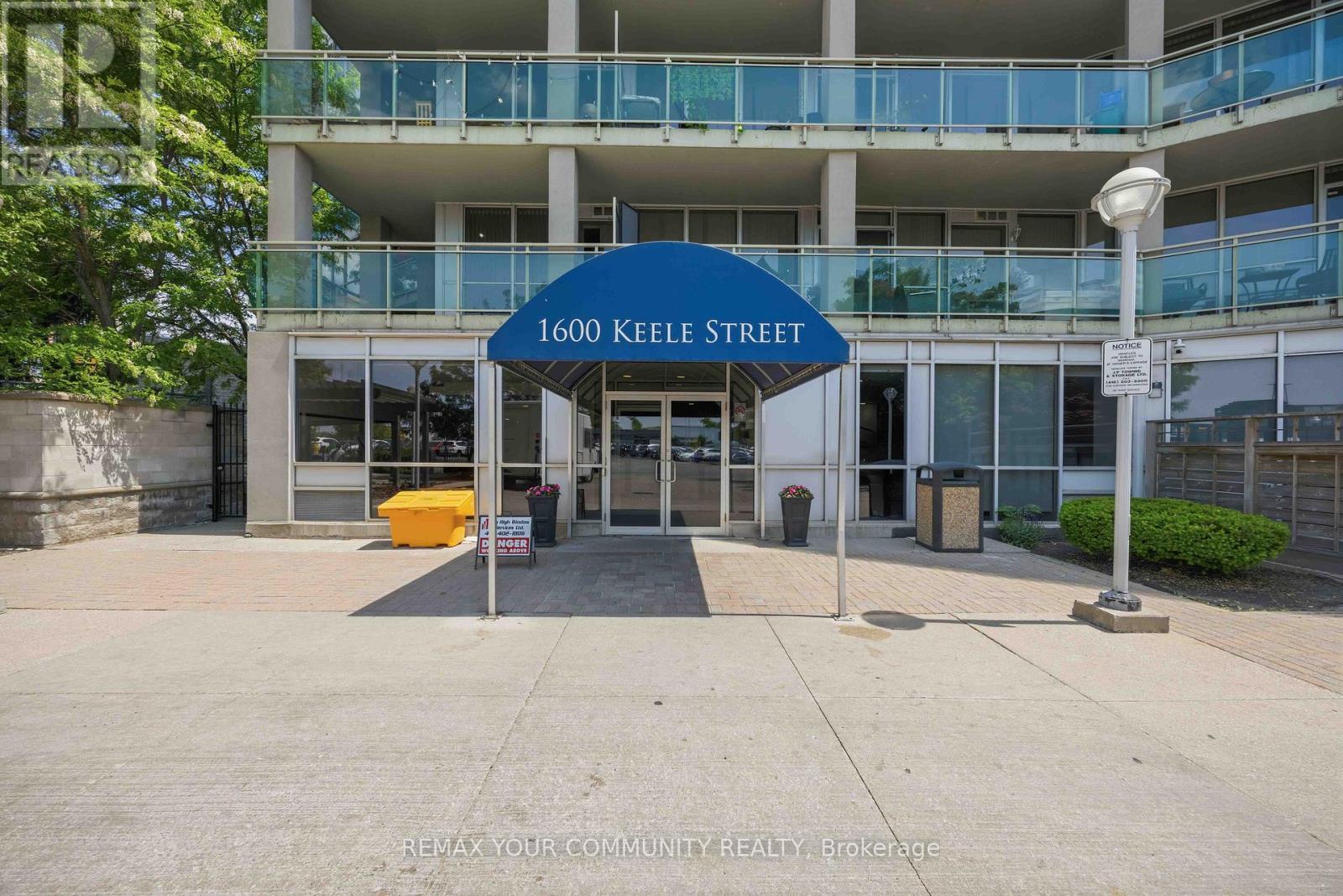 502 - 1600 Keele Street Property Photo 3