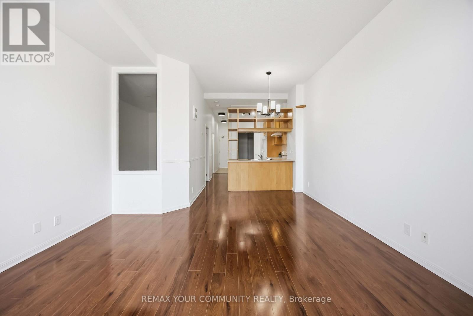 502 - 1600 Keele Street Property Photo 16