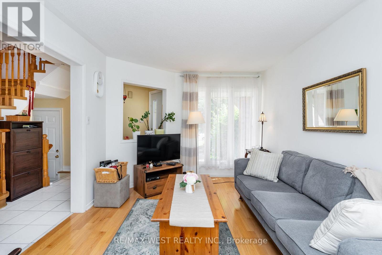 1216 Leewood Drive Property Photo 11