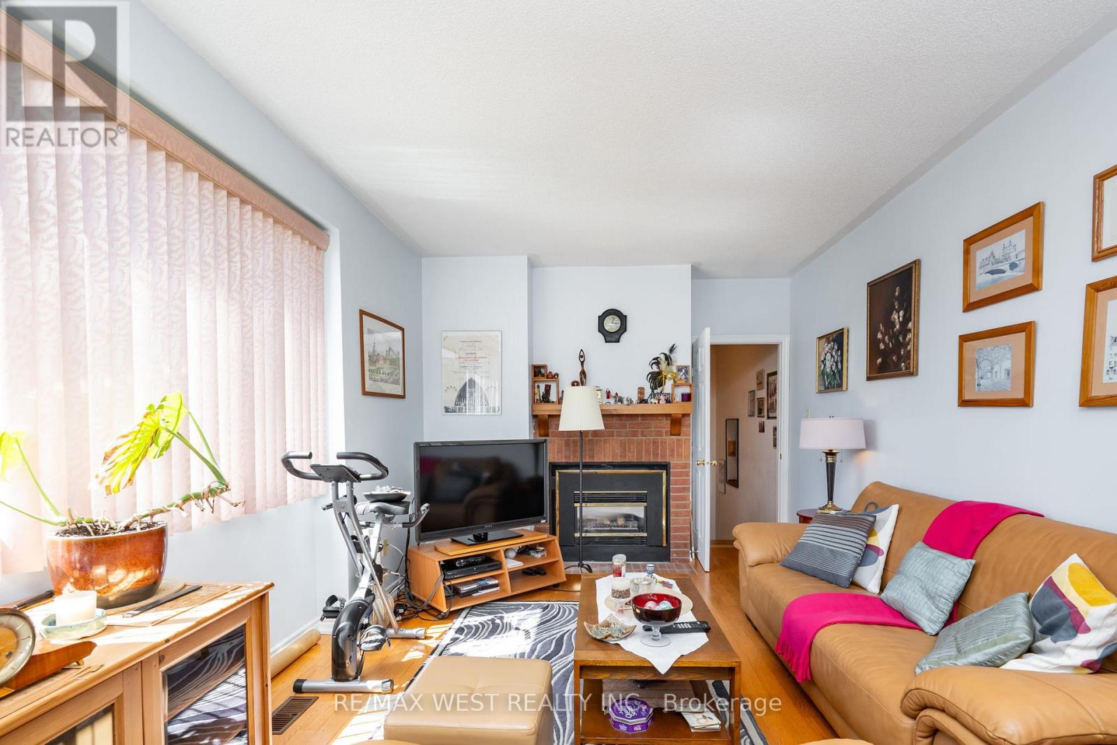 1216 Leewood Drive Property Photo 25