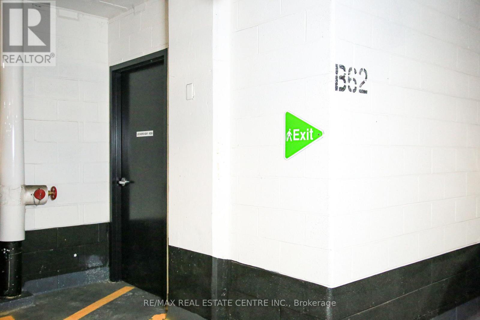 519 - 251 Manitoba Street Property Photo 24