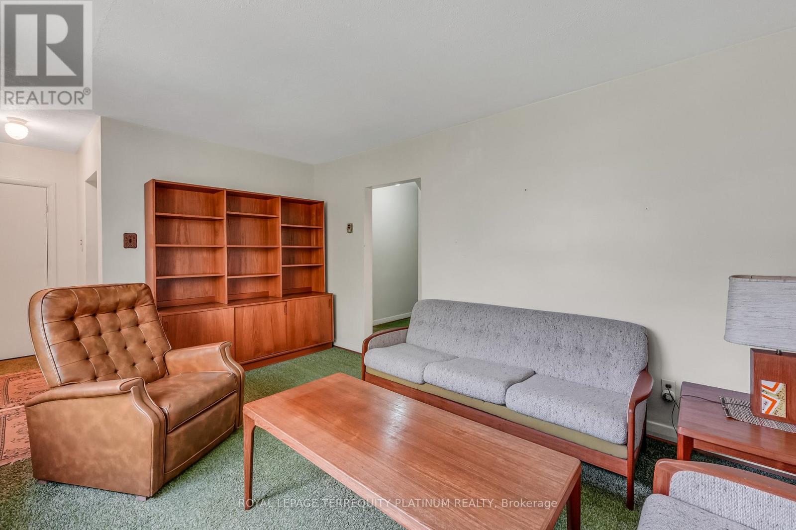 4 Sunray Crescent Property Photo 4