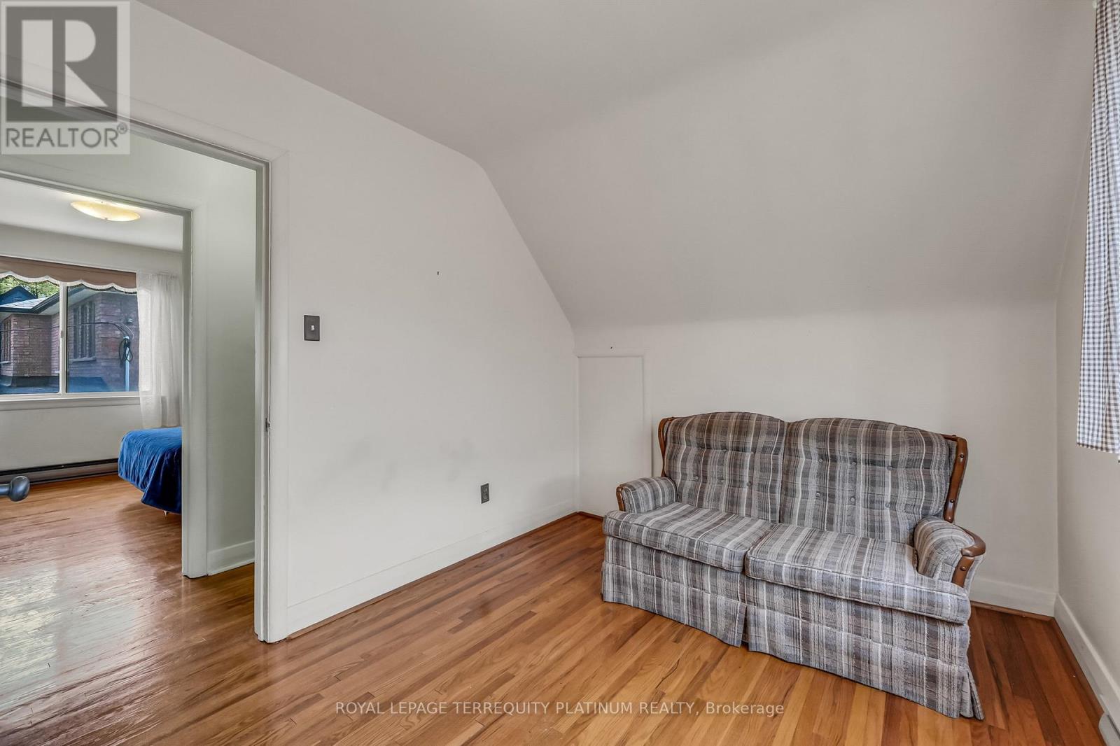 4 Sunray Crescent Property Photo 13