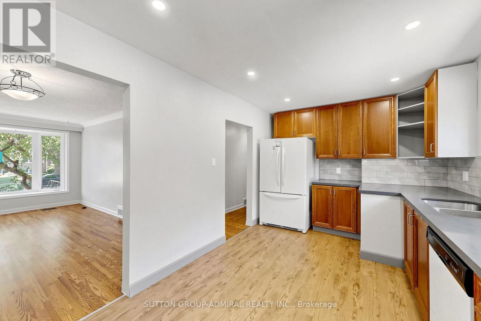 34 Paragon Road Property Photo 7