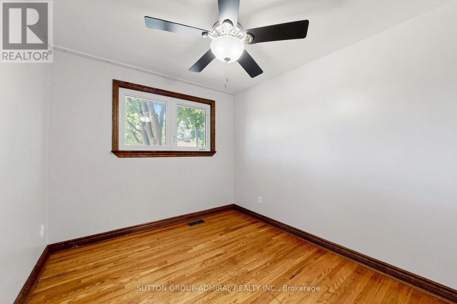 34 Paragon Road Property Photo 13