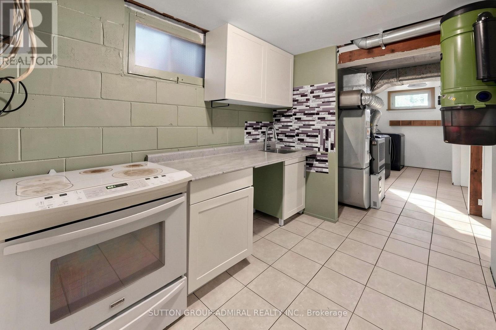 34 Paragon Road Property Photo 25