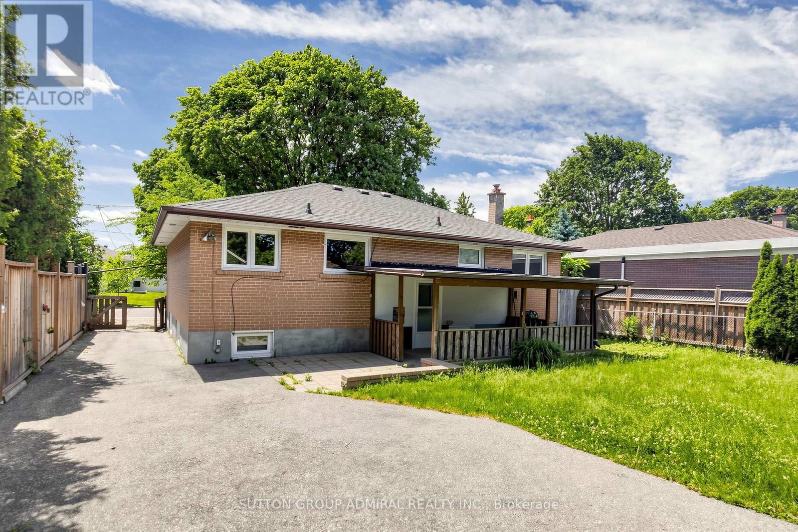 34 Paragon Road Property Photo 30