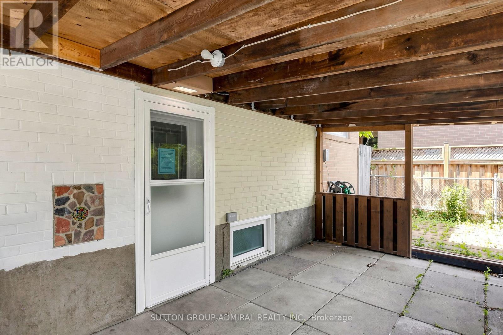 34 Paragon Road Property Photo 33