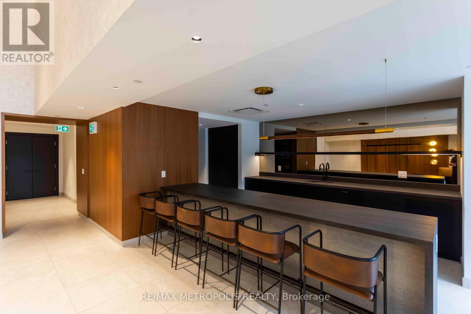 407 - 2300 St Clair Avenue W Property Photo 25