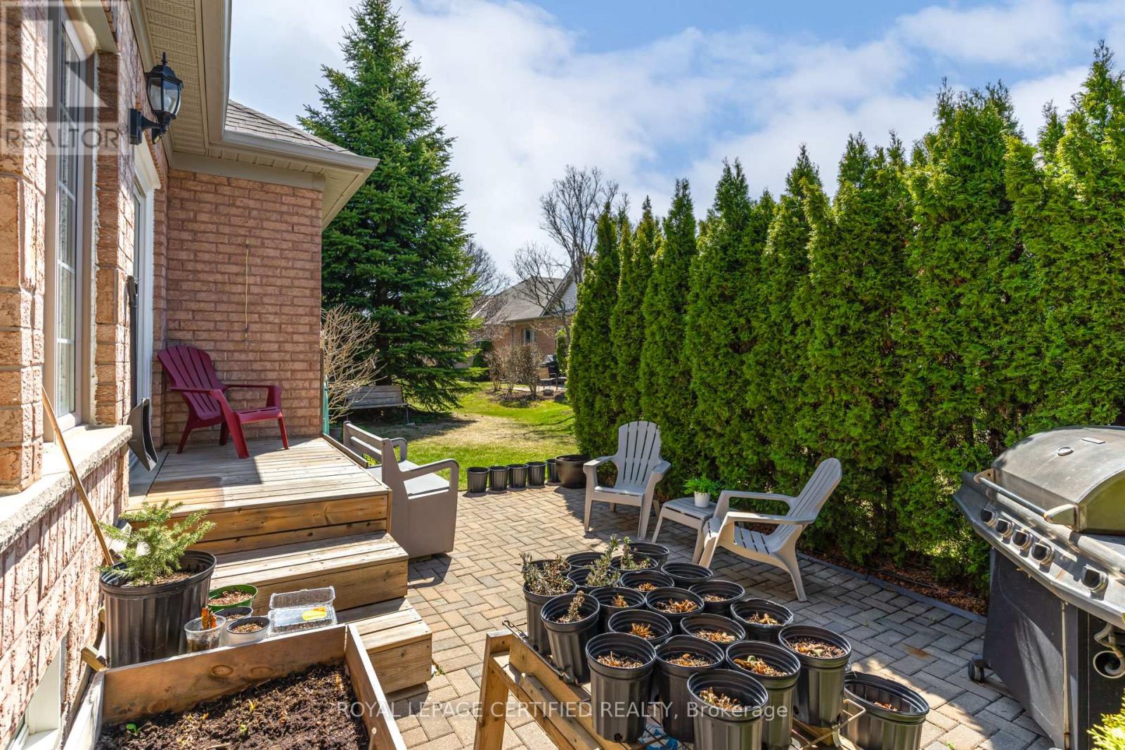 2 Orchard Park Gate Property Photo 42