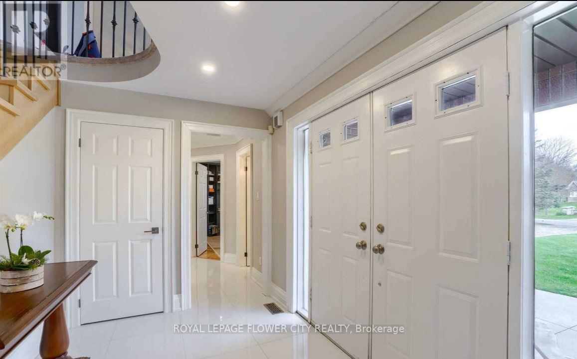 27 Mccauley Drive Property Photo 4