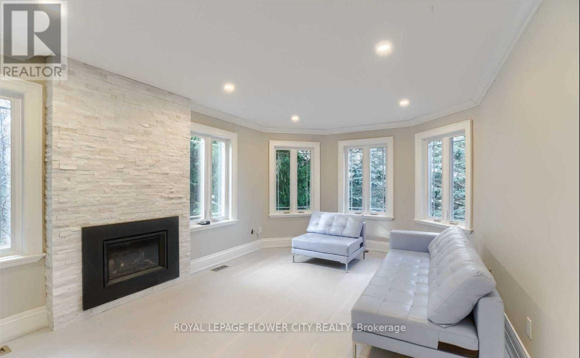 27 Mccauley Drive Property Photo 15
